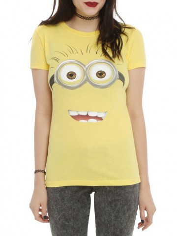 [mockup-tricou clasic fete-galben]