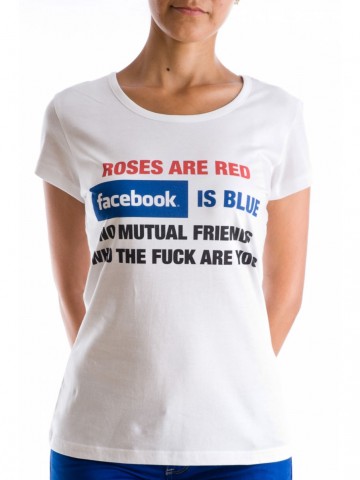 [type:mockup-tricou clasic fete-alb]
